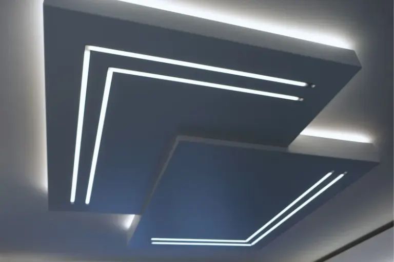 Lámpara – Deckenleuchte nach Maß mit LED-Lichtlinien, Tischlerei Baumert Oberhausen